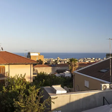 Elegant In Catania-beahost *