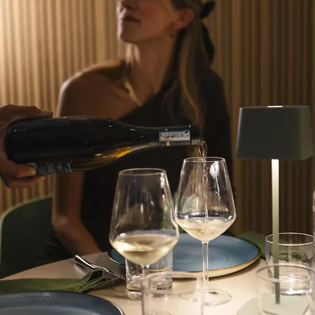 Elegant In Catania-beahost